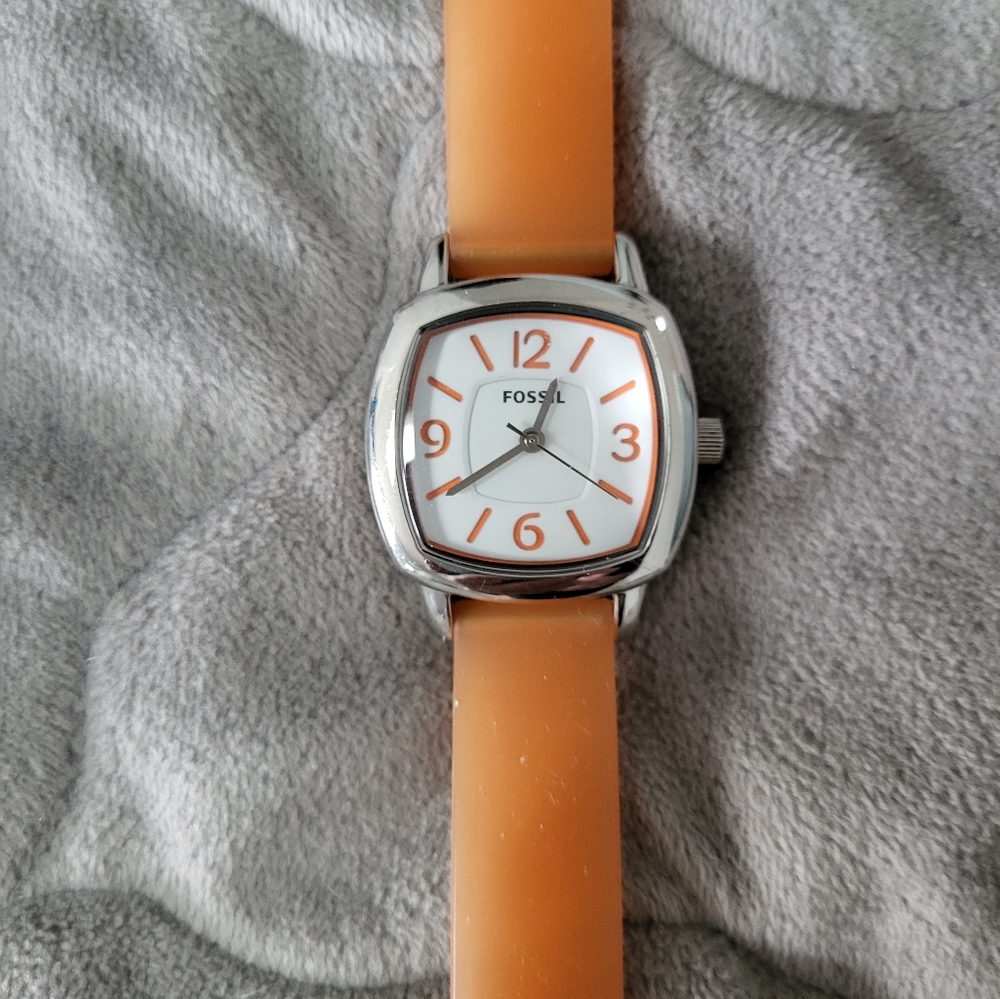 Fossil watch with silicone band